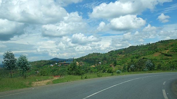 how to travel between kenya and rwanda