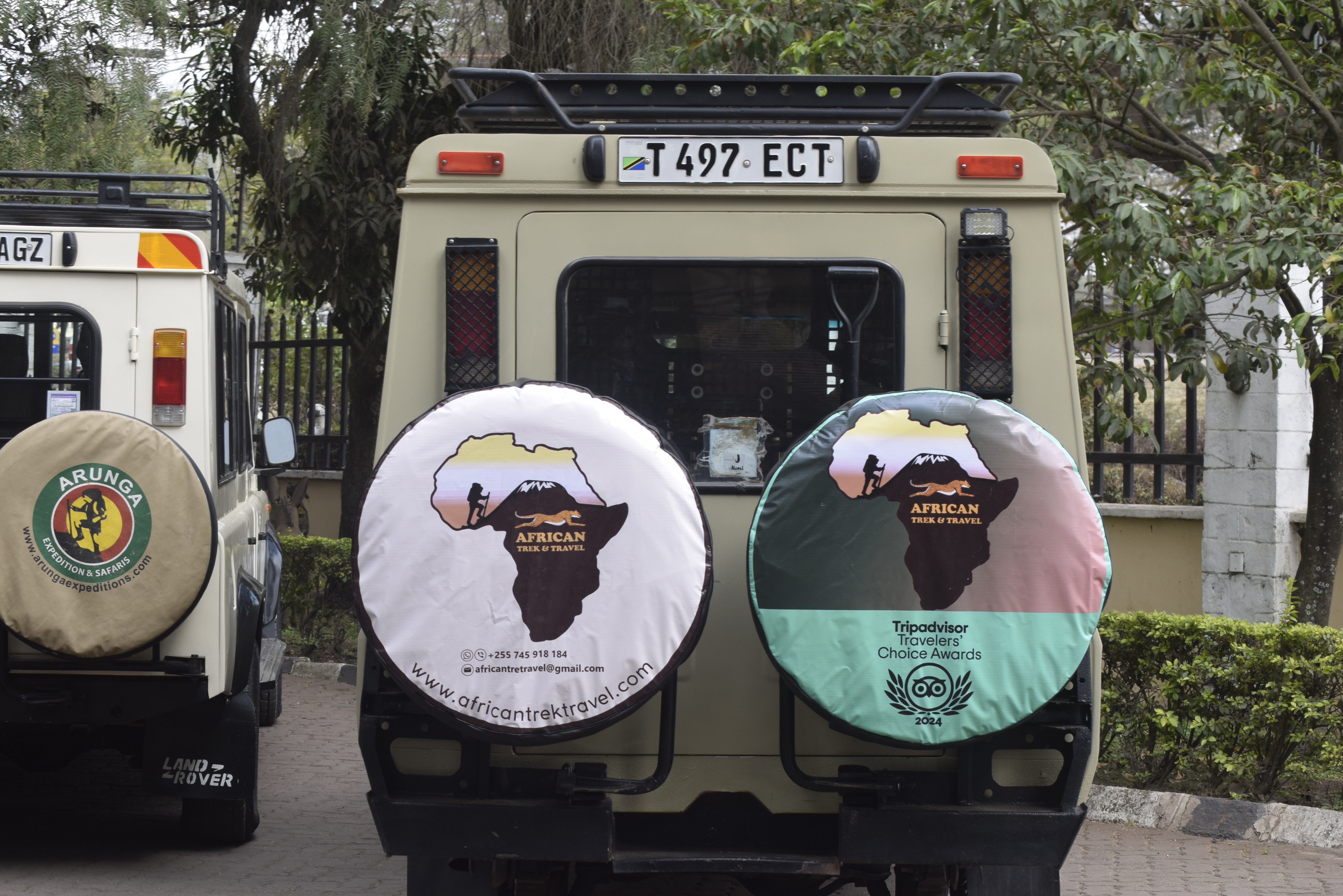 Can I Combine Budget and Luxury Options on One Trip?